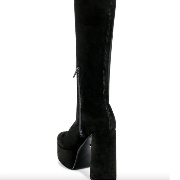 Tony Bianco Toniq Platform Boot
Black Stretch Suede Size 8 - Picture 3 of 7